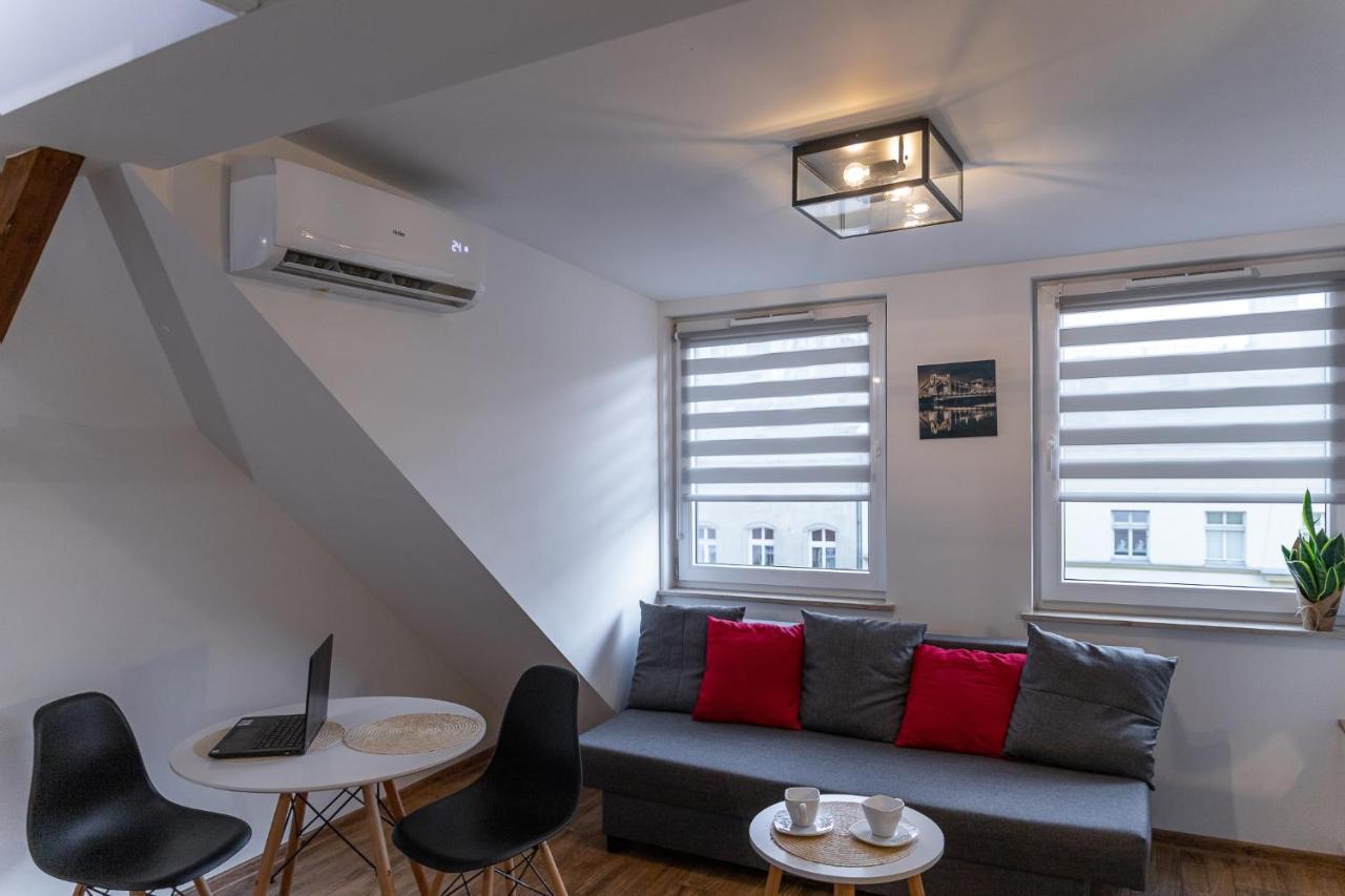 Apartamenty Niedaleko Dworca Od Wroclawapartament-Pl Esterno foto